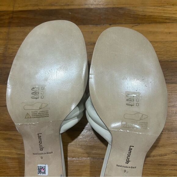 Revolve Larroude Laguna Sandals in Ivory, size 9 - Picture 9 of 12